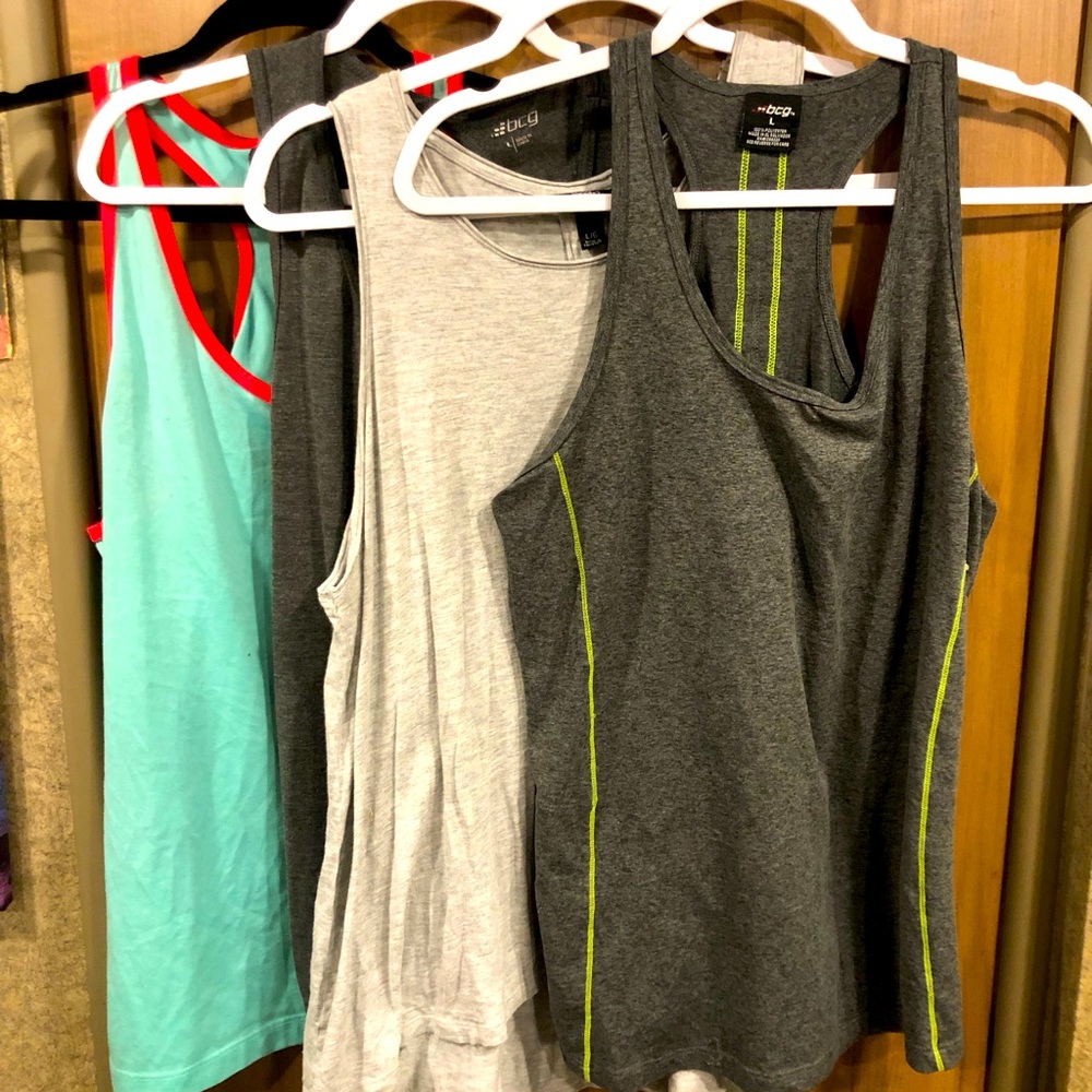 Four Size Large Activewear Tops